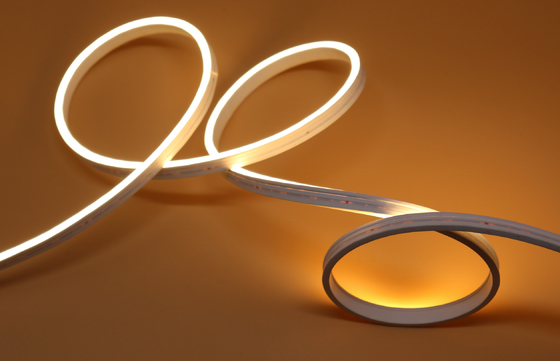 Selbstklebende Silikon-LED-Neon-Flex 10m IP65 Farbwechsel LED-Neon-Seillicht